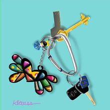31Days31Drawings2023 - DIA 17 - Algo de tu bolso. Design, Creativit, and Digital Illustration project by Claudia Guillen - 10.17.2023