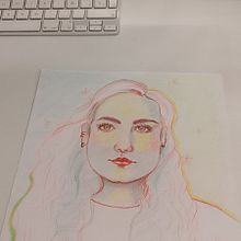 Mi proyecto del curso: Dibujo de retratos llamativos con lápices de colores. Drawing, Portrait Drawing, Sketchbook, and Colored Pencil Drawing project by monibeata - 10.17.2023