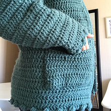 Mi proyecto del curso: Top-down: prendas a crochet de una sola pieza. Un proyecto de Diseño de moda, Tejido, DIY, Crochet y Diseño textil de Monisa - 24.10.2023