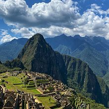 Colombia and Peru . Photograph project by Mal Fisher - 10.25.2023