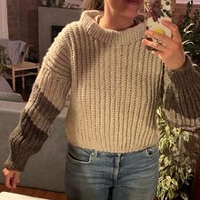 Mi proyecto del curso: Crochet: crea prendas con una sola aguja. Fashion Design, Fiber Arts, DIY, Crochet, and Textile Design project by Manuela - 10.30.2023