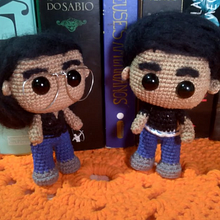 Meu projeto do curso: Amigurumi: crie pessoas com crochê. Artesanato, Design de brinquedos, Tecido, Crochê, Amigurumi, e Design têxtil projeto de erickgamast - 02.11.2023