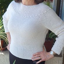 Mi proyecto del curso: Crochet: diseña prendas y patrones con tejido circular. Un proyecto de Diseño de complementos, Diseño de moda, DIY y Crochet de Victoria Beresi - 03.11.2023