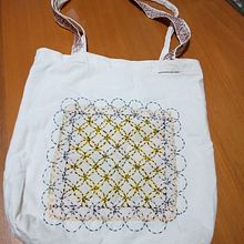 Meu projeto do curso: Introdução ao bordado japonês sashiko. Un proyecto de Bordado, Tejido, DIY, Upc, cling y Diseño textil de Cris Kosch - 04.11.2023