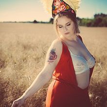 Buszujący w zbożu... Ein Projekt aus dem Bereich Fotografie, Kunstleitung, Beleuchtungsdesign, Bildbearbeitung, Fotoretuschierung, Modefotografie, Porträtfotografie, Studiofotografie, Digitalfotografie, Artistische Fotografie und Interieurfotografie von Waldemar Dylewski - 05.11.2023