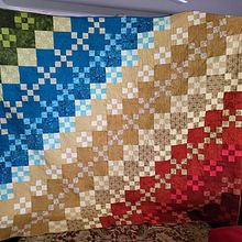 Hanna's quilt. Un proyecto de Artesanía de Mary Tigner Rasanen - 07.11.2023