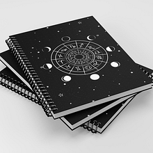 Planner Astrológico Casa do Sol. Un projet de Conception éditoriale et Illustration vectorielle de Musa Santos - 09.11.2023