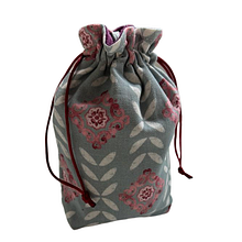 Bolsa de jareta. Un progetto di Design e Cucito di Adriana Olmos - 11.11.2023