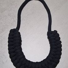 Mi proyecto del curso: Iniciación a la bisutería con cordón: fabrica tus propios collares. Un progetto di Artigianato, Design di gioielli, Macramè e Textile Design di anasofia_lemos - 13.11.2023