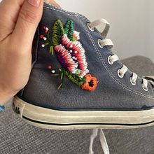 Mi proyecto del curso: Bordado freestyle sobre tul para principiantes. Accessor, Design, Embroider, Botanical Illustration, and Textile Design project by Marta Sánchez - 11.13.2023