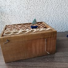 Mi proyecto del curso: Autómatas de madera: crea esculturas con movimiento. Projekt z dziedziny Projektowanie postaci, Rzeźba, Projektowanie zabawek, To, art i Obróbka drewna użytkownika Arlette Cassot - 20.11.2023