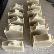 Mi proyecto del curso: Introducción a la elaboración de jabones artesanales creativos . % Cindy Pineda tarafından hazırlanan Sanat ve El Sanatları, Ve Kendin Yap projesi - 11.22.2023