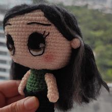 Yo en cabeza de cubo, jajajja!!!. Un progetto di Artigianato, Design di giocattoli, Fiber Art, Uncinetto, Amigurumi e Textile Design di Adry Olmos - 22.11.2023