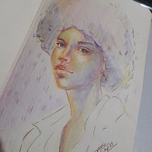 Meu projeto do curso: Desenho de retratos vibrantes com lápis de cor. Drawing, Portrait Drawing, Sketchbook, and Colored Pencil Drawing project by deborahr24 - 11.21.2023