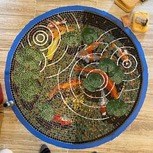 My project for course: Introduction to Mosaic Artwork. Projekt z dziedziny Craft, Projektowanie i w, rób mebli,  Dekoracja wnętrz, Ceramika i DIY użytkownika RuthAnn Royer - 05.12.2023