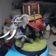 Mi proyecto del curso: elefante africano. Un projet de Artisanat, Beaux Arts, Sculpture , et Peinture décorative de Miguel Angel Miramon Rodriguez - 04.12.2023