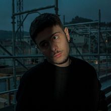 Il mio progetto del corso: Ritratto fotografico intimista. Photograph, Portrait Photograph, Photographic Lighting, Fine-Art Photograph, Interior Photograph, and Digital Photograph project by lexiaphotographer - 11.25.2023