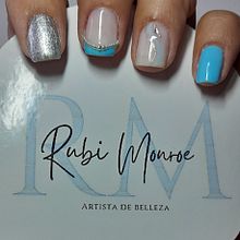 Mi proyecto del curso: Introducción al nail art. Design, Traditional illustration, Painting, Pattern Design, and Decorative Painting project by rubi_monroe - 12.06.2023