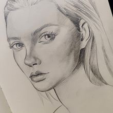 Meu projeto do curso: Sketchbook de retratos com lápis grafite. Fine Arts, Sketching, Drawing, Portrait Drawing, and Sketchbook project by Larissa Cristina Manoel - 12.07.2023