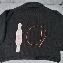 Mi proyecto del curso: Introducción al punto con agujas circulares. Accessor, Design, Fiber Arts, Knitting, and Textile Design project by Elena - 12.10.2023