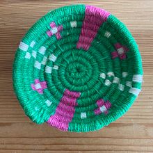 My project for course: Basket Weaving for Beginners: The Coiling Technique. Design de acessórios, Artesanato, Design de moda, Tecido, e Design têxtil projeto de mikibr1 - 11.12.2023