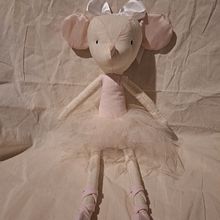 Mi proyecto del curso: Diseño y  confección de peluches. Character Design, Arts, Crafts, To, Design, Sewing, Patternmaking, and Dressmaking project by saravilola - 12.15.2023