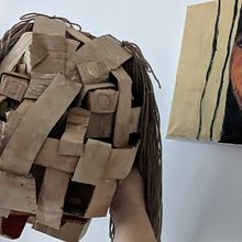 My project for course: Cardboard Sculptures for Beginners. Un proyecto de Diseño de personajes, Artesanía, Bellas Artes y Escultura de rosie - 17.12.2023