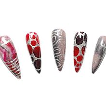 Meu projeto do curso: Introdução à nail art. Un proyecto de Diseño, Ilustración tradicional, Pintura, Pattern Design y Pintura decorativa de Maryna V. - 04.12.2023