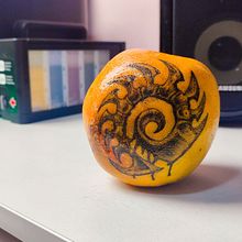 Tatuaje sobre naranja. Un projet de Conception de tatouage de Alan Jurado Chavez - 21.12.2023