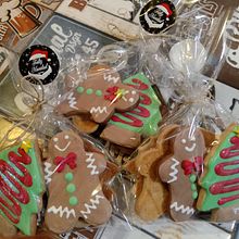 Mi proyecto del curso: Decoración de galletas con royal icing para principiantes. Projekt z dziedziny Design,  Malarstwo i DIY użytkownika aannvr - 22.12.2023