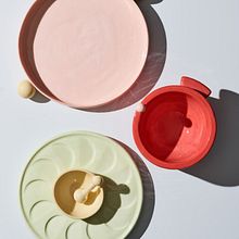 NU Essentials Rosh Hashanah Collection Ein Projekt aus dem Bereich H, werk, Keramik, Design, Produktdesign, Farbausbesserung, Kunstleitung, Industriedesign und Skulptur von Avi Ben Shoshan - 24.12.2023