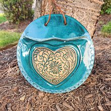 Wall Pocket . Een project van Keramiek van bigdogpots - 30.12.2023