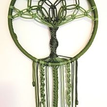 Il mio progetto del corso: Design di accessori in macramè. Een project van Ontwerp van accessoires, Craft, Textiel, Macramé y Textielontwerp van Layla Bottelli - 01.01.2024