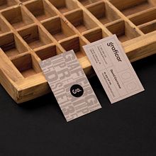 Graficar. Graphic Design, Br, ing, Identit, Logo Design, Br, and Strateg project by Disparo Estudio - 01.04.2024