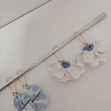 My project for course: Intro to Polymer Clay Jewelry: Design Floral Accessories . Desain Aksesori, Seni, Kerajinan, Desain Perhiasan, Desain Busana, Dan DIY proyek oleh Anita Lisec - 01.04.2024