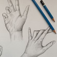Dibuix artístic. Mans. Un progetto di Disegno a matita e Illustrazione tradizionale di Irene Ponce - 05.01.2024