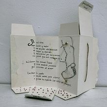 "Andares" / Proyecto del curso Técnicas de bordado experimental sobre papel. Artes plásticas, Colagem, Bordado, e Design têxtil projeto de Javier Bustamante Enriquez - 08.01.2024