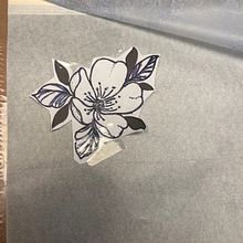 Mon projet du cours : Initiation aux techniques de tatouage. Un proyecto de Ilustración tradicional, Diseño de tatuajes e Ilustración botánica de Claudia Drapeau - 07.01.2024