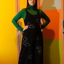 "CLOUDS ON A JUMPSUIT" - My project for course: Introduction to Hand-Painting on Clothing. Arts, Crafts, Painting, DIY, Upc, cling, and Textile Design project by Martina S - 01.08.2024