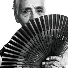 Portraits in black and white . Un projet de Publicité, Design , Photographie, Cinéma, vidéo et télévision, Direction artistique, Conseil créatif, Conception éditoriale, Beaux Arts, Sérigraphie, Webdesign, Art urbain, Photographie de mode, Photographie de portrait, Éclairage photographique, Stor, telling, Stor, board, Instagram, Réalisation , et Photomontage de Felipe Tobon Martínez - 09.01.2024