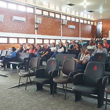 Projeto Oficina do Docente de Impacto. Presentation Design, Education, Marketing, Audiovisual Production, Creativit, Stor, telling, Video Editing, E-commerce, Communication, Non-Fiction Writing, Management, and Productivit project by Claudiomir Barboza de Oliveira - 01.09.2024