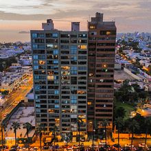 La visión de un agente inmobiliario . Photograph, Photograph, Post-production, Digital Photograph, Instagram Photograph, Photographic Composition, Lifest, and le Photograph project by ladg2111 - 01.07.2023