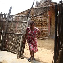 Interview: Wayuu Indigenous Adolescent Immigrant in La Guajira. Un proyecto de Vídeo, Fotografía documental, Marketing de contenidos y Edición de vídeo de Dennis Guerrero - 17.01.2024