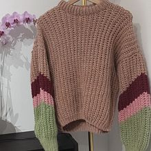 Crochet: crea prendas con una sola aguja. Projekt z dziedziny Sz, dełkowanie i Dziewiarstwo Ręczne użytkownika Sabrina Buccella Timi - 19.01.2024