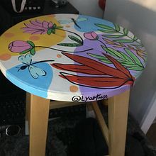 Meu projeto do curso: Pintura decorativa em móveis com tinta acrílica. DIY, Woodworking, Decorative Painting, Furniture Restoration, and Upcycling project by laissayara - 01.19.2024