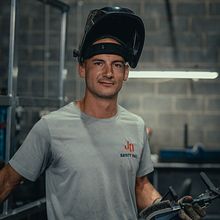 My project for course: Environmental Portraiture: Capture People in Their Own Space. Projekt z dziedziny Fotografia, Fotografia portretowa, Fotografia dokumentalna,  Fotografia lifest i le użytkownika tyson_peisley - 19.01.2024