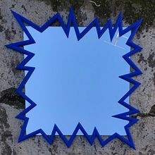 a scandinavian pop mirror. Un progetto di Artigianato, Interior design e Product design di edoardo bonesso - 22.01.2024