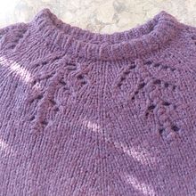 Mi proyecto del curso: Diseño y tejido de prendas de punto sin costuras con agujas circulares. Un proyecto de Diseño de complementos, Diseño de moda, Tejido, DIY y Tejido de punto de Sandra Jarque - 23.01.2024