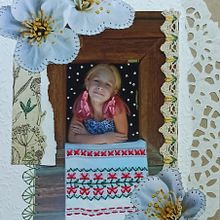 My project for course: Experimental Embroidery Techniques on Paper. Un progetto di Belle arti, Collage, Ricamo e Textile Design di Olena Steblyova - 21.01.2024