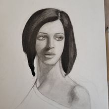 Mi proyecto del curso: Retrato realista con lápiz de grafito. Een project van Traditionele illustratie,  Beeldende kunst,  Schetsen, Tekening met potlood,  Tekening,  Portrettekening, Realistische tekening,  Artistieke tekening y Anatomisch tekenen van martino98888 - 26.01.2024